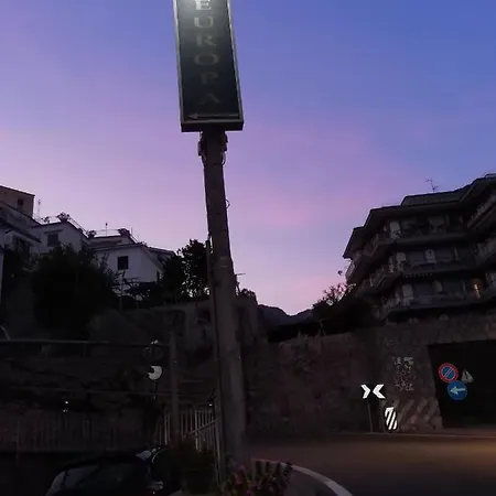 Europa Hotel 3*